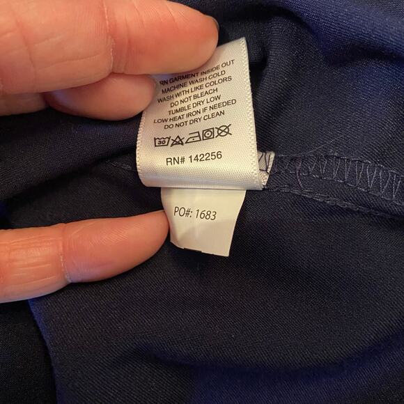 FIGS Navy Blue Zamora Jogger Catarina Top Scrub Set Uniform Women's size Medium - Picture 6 of 14